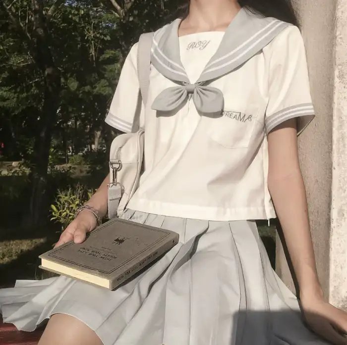 左邻右里粤语